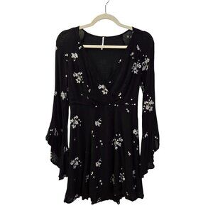 Free People Jasmine Gauzy Floral Embroidered Bell Sleeve Boho Dress Size 0